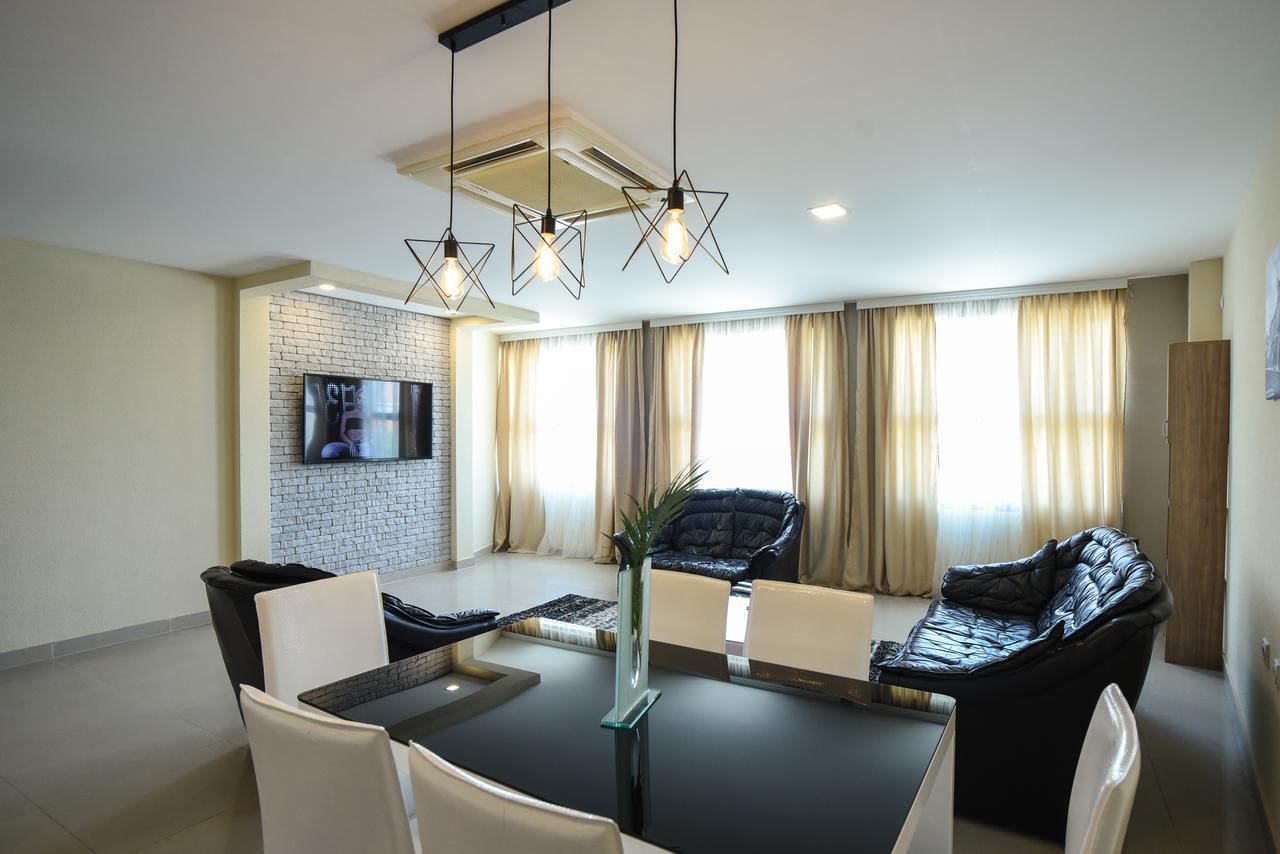 City Center Apartments Pirot Bagian luar foto