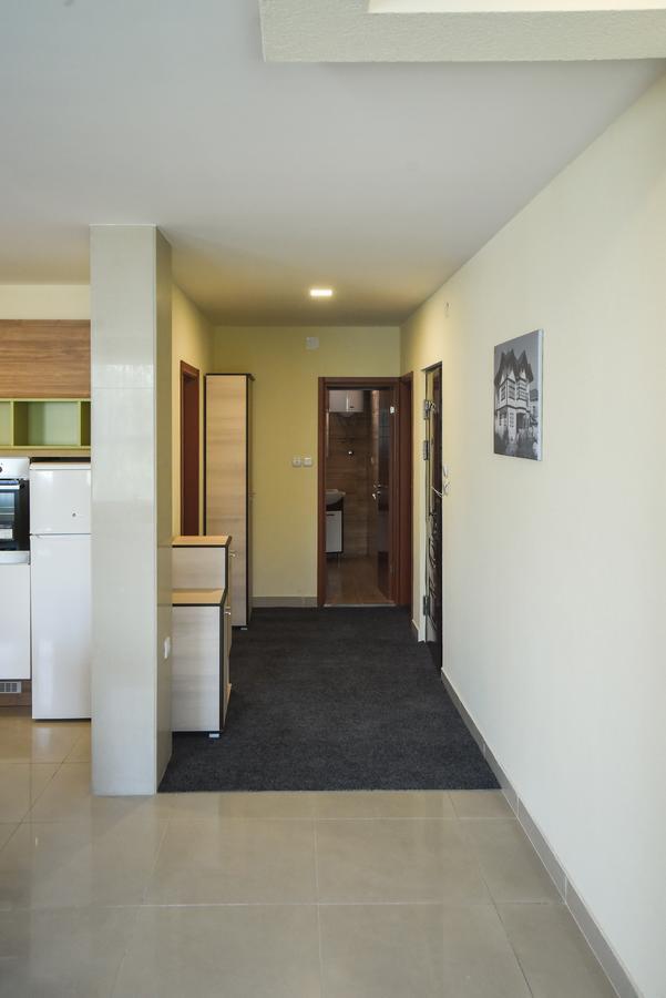 City Center Apartments Pirot Bagian luar foto